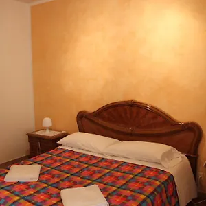 2* Affittacamere Santa Toscana